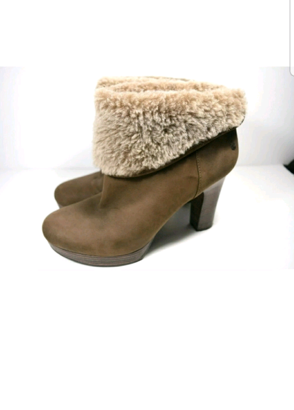 ugg dandylion boots